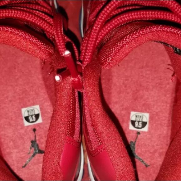 Jordan gym 11 - Picture 3 of 3